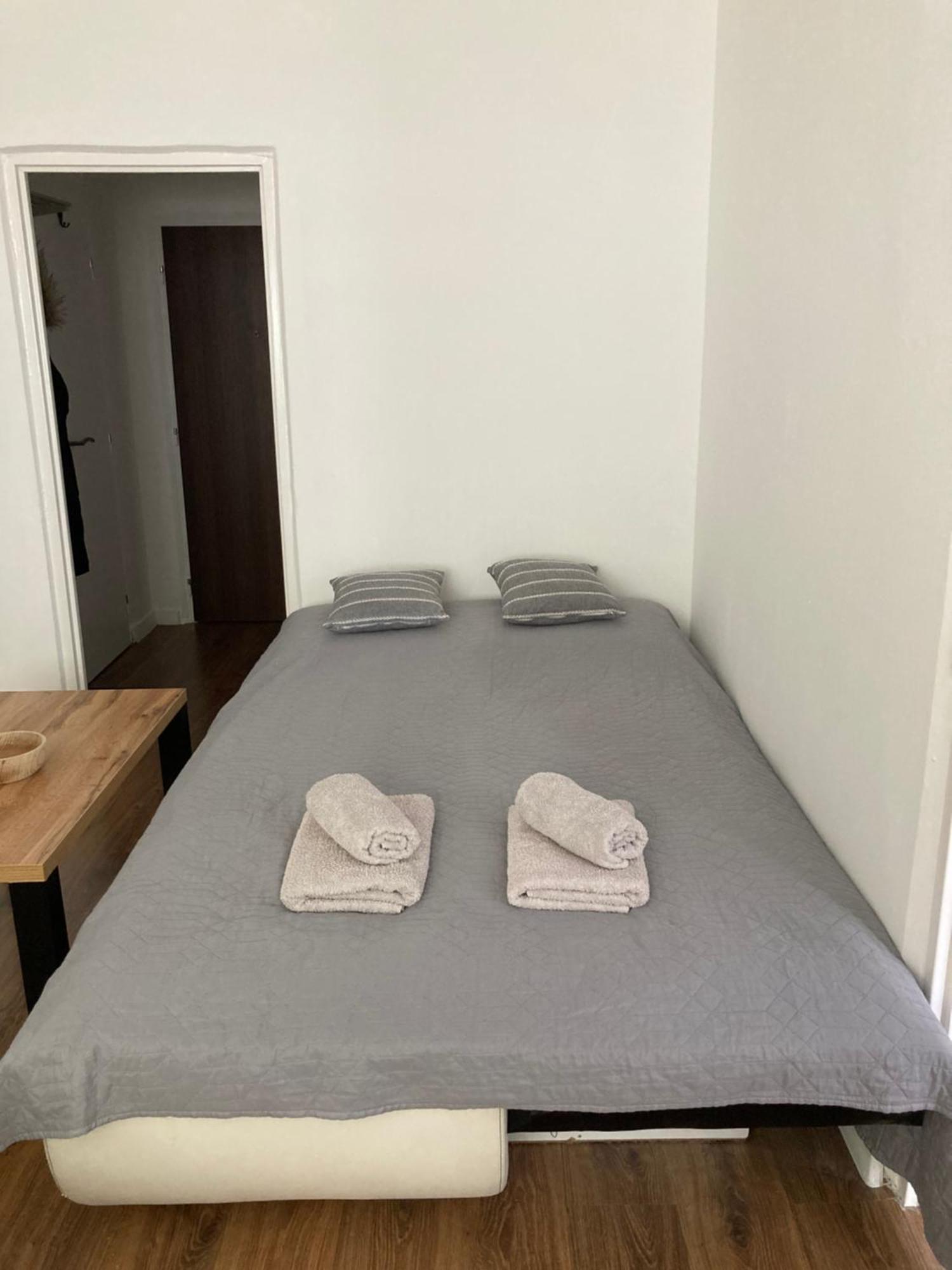 Utulny Apartman Blizko Centra Μιχάλοβτσε Εξωτερικό φωτογραφία